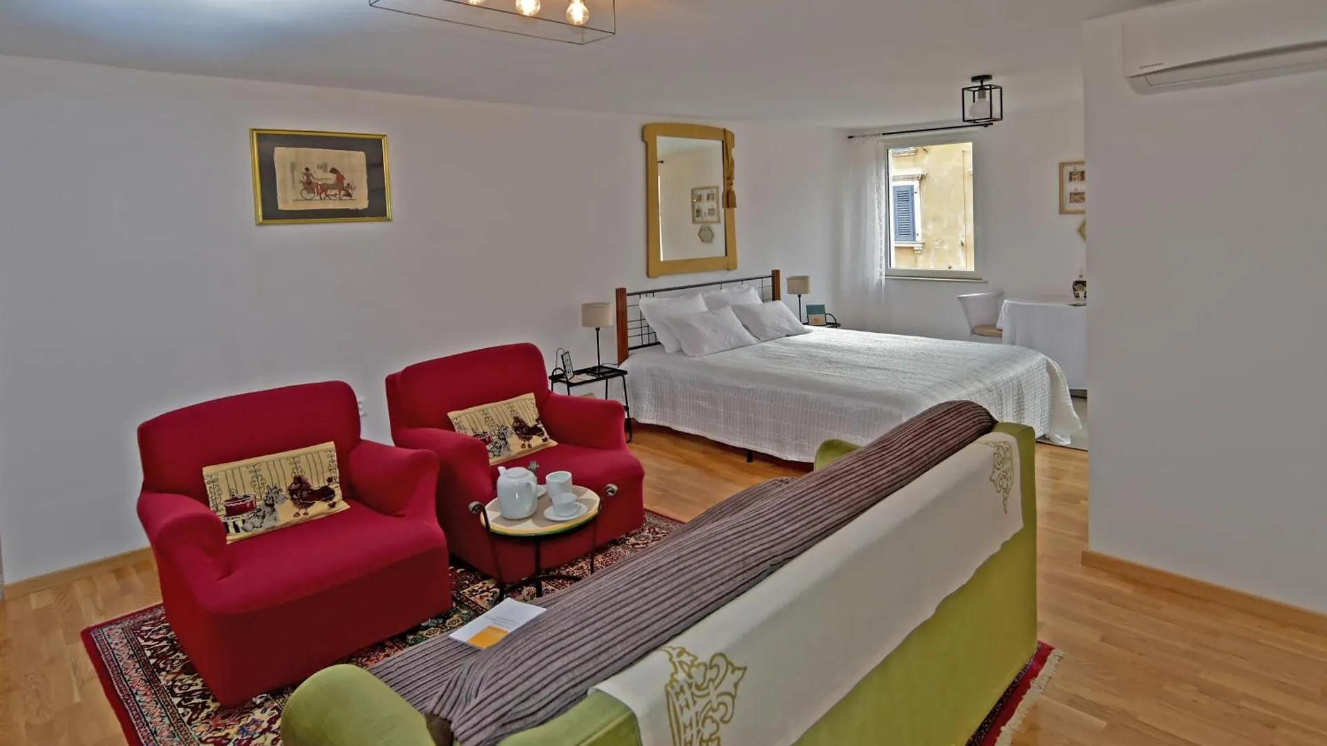 Studio Al Vecchio Mercato Rovigno 0*,  Croazia